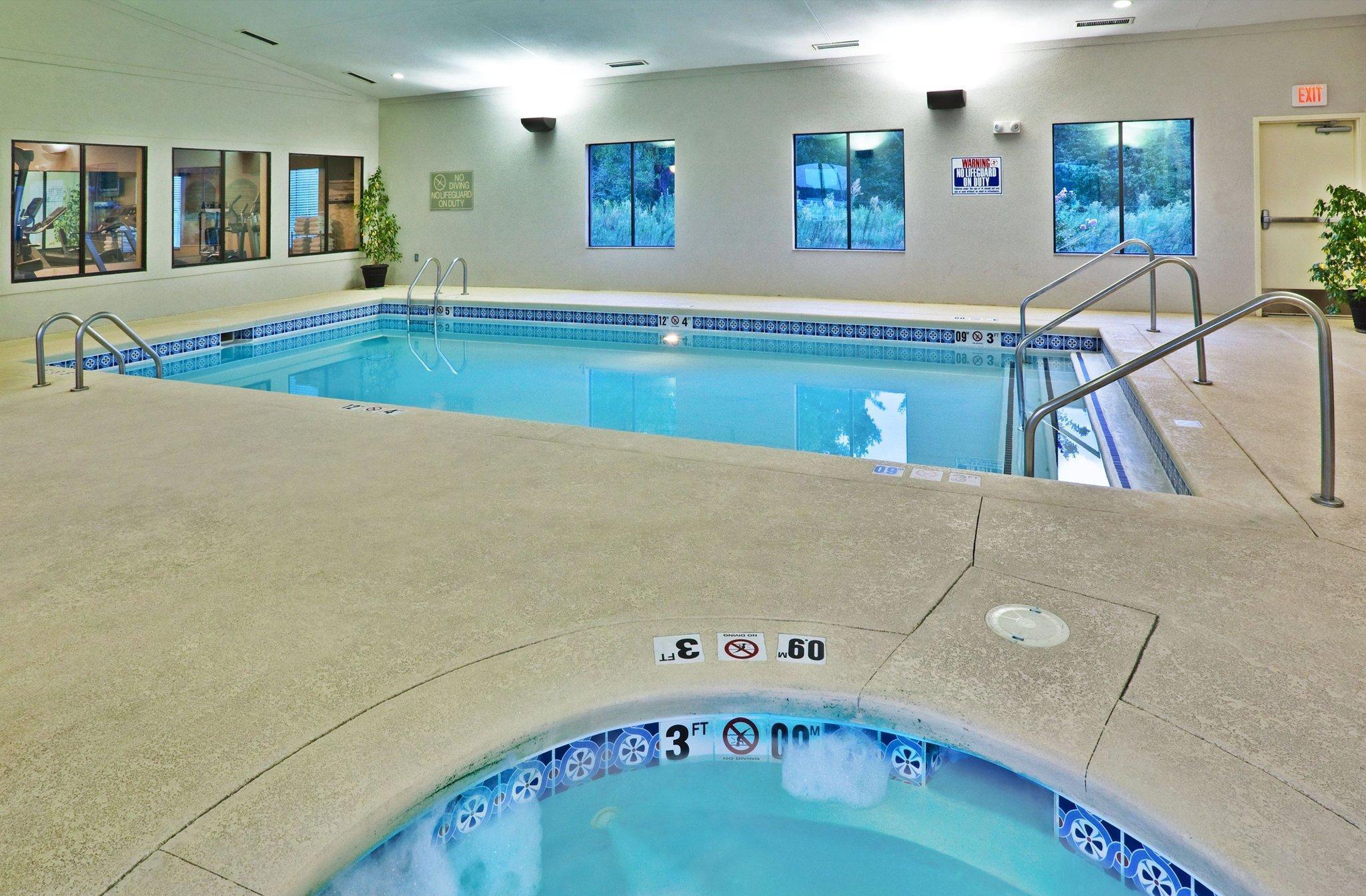 Holiday Inn Express Hotel & Suites Muskogee By Ihg Екстер'єр фото