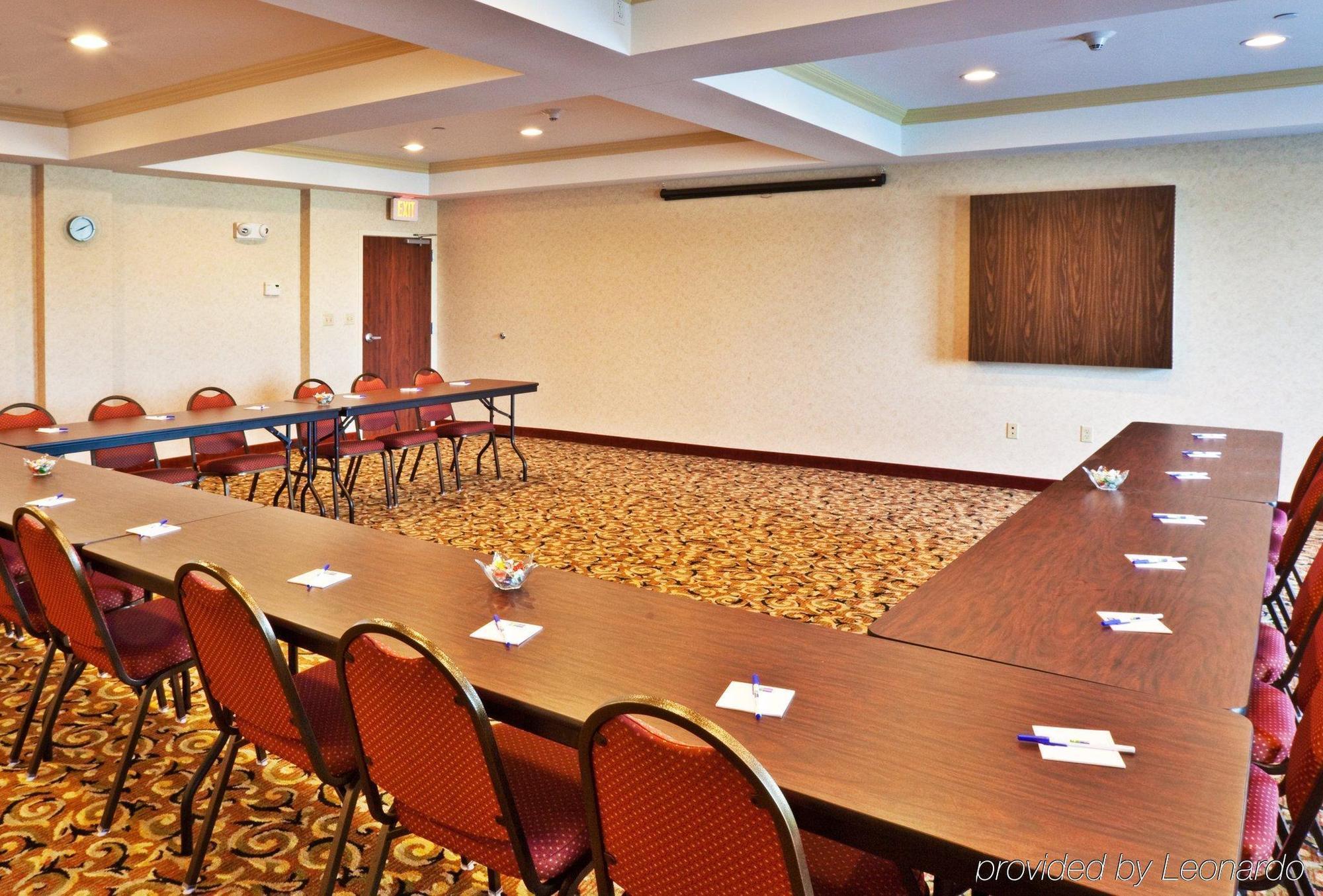 Holiday Inn Express Hotel & Suites Muskogee By Ihg Екстер'єр фото