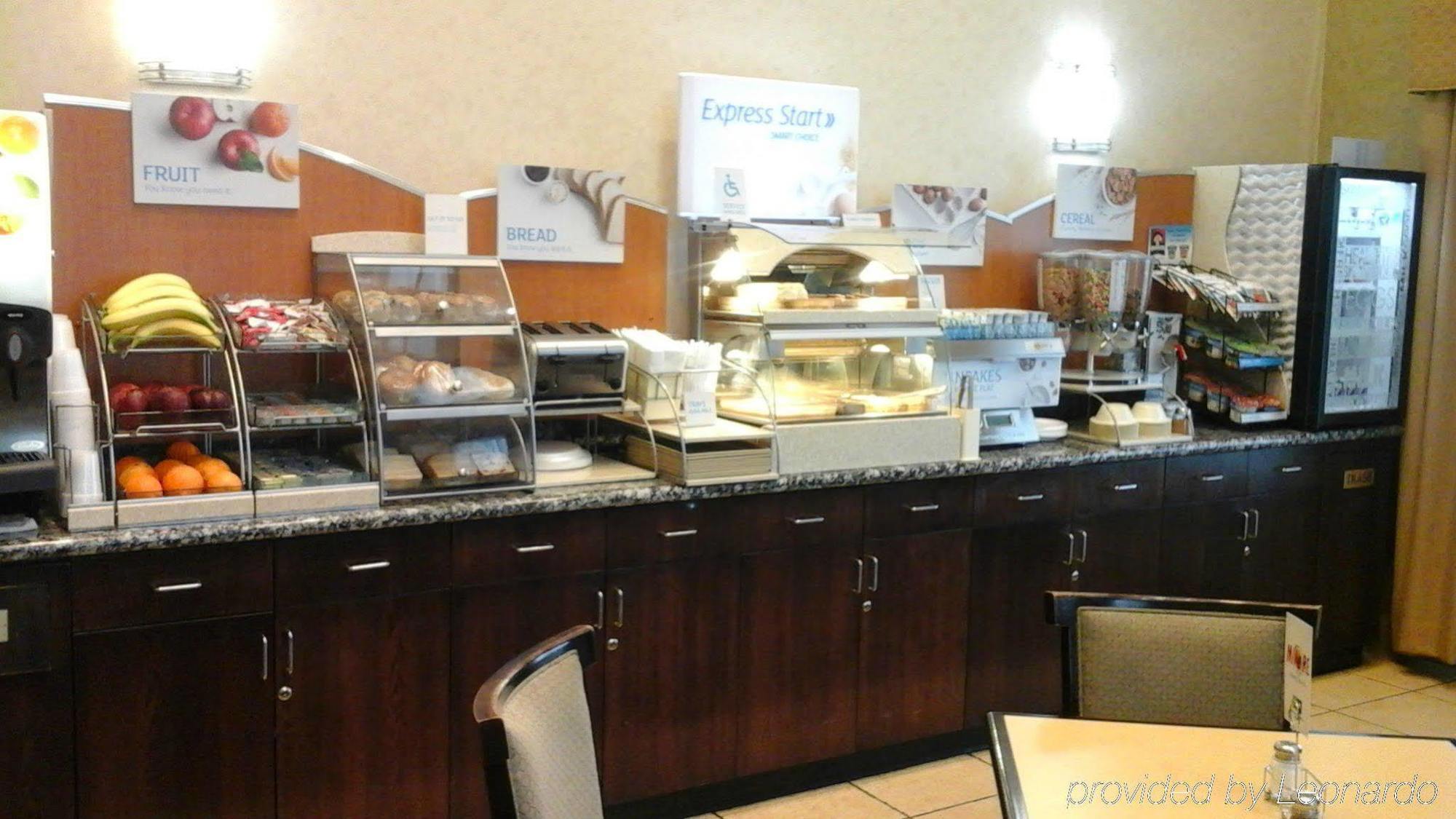 Holiday Inn Express Hotel & Suites Muskogee By Ihg Екстер'єр фото