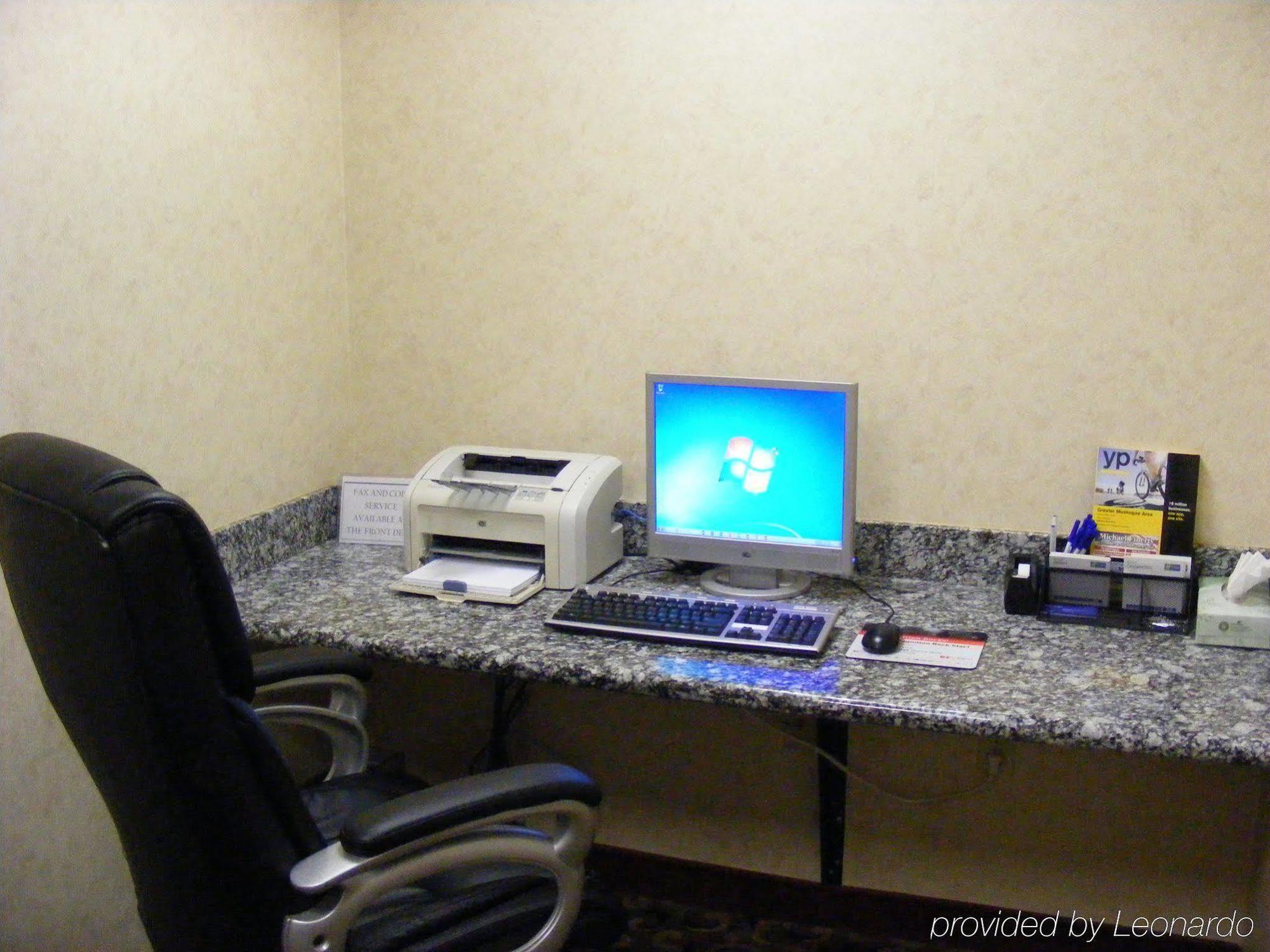 Holiday Inn Express Hotel & Suites Muskogee By Ihg Екстер'єр фото